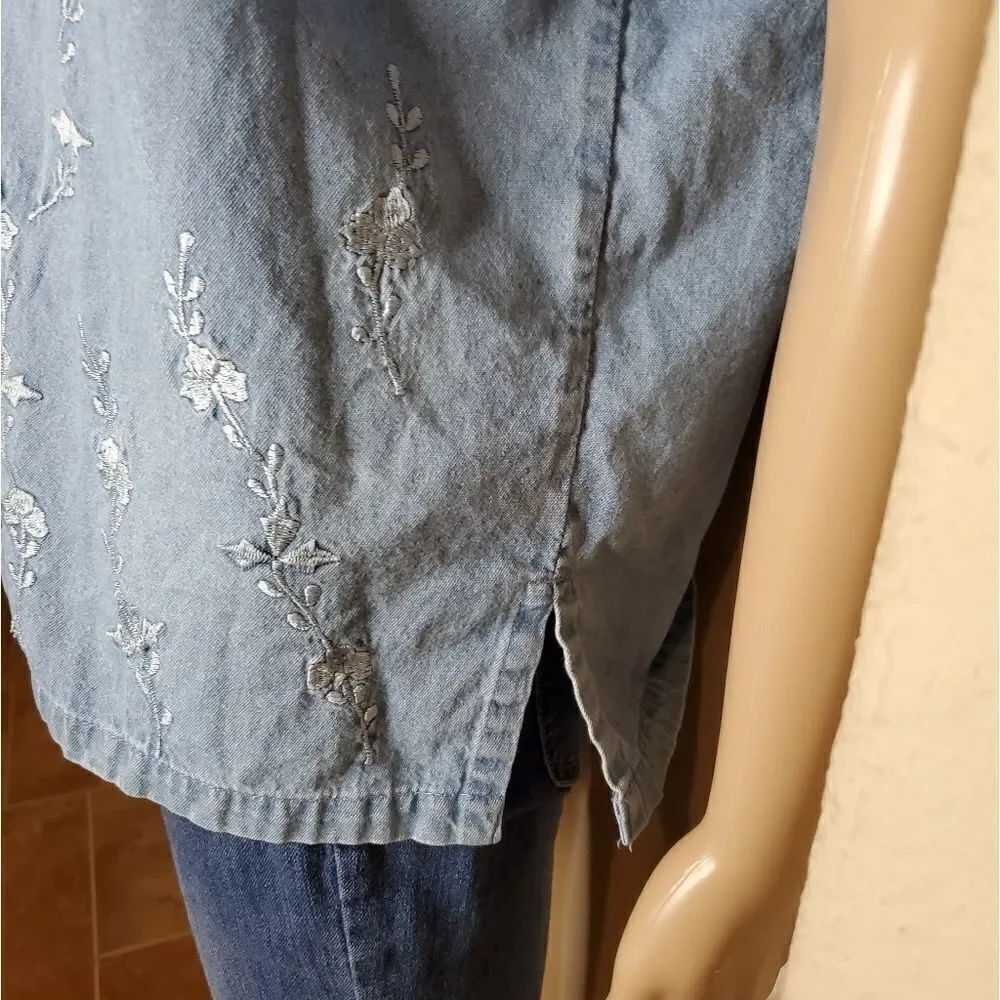 Vintage soft touch Embroidered Denim Shirt - Picture 6 of 8